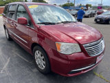Used 2014 Chrysler Town & Country Touring image 4