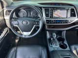 Used 2019 Toyota Highlander Limited image 5