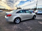 Used 2016 Chevrolet Cruze LT image 4