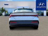 New 2025 Hyundai Elantra SEL image 6
