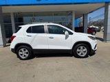 Used 2019 Chevrolet Trax LT w/ LT Convenience Package image 3