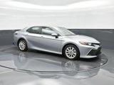 Used 2024 Toyota Camry LE image 4