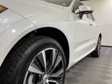Certified 2022 Volvo XC60 B5 Momentum w/ Climate Package image 3