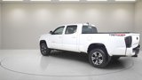 Used 2016 Toyota Tacoma TRD Sport w/ Premium & Technology Package image 5