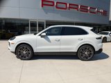 Used 2025 Porsche Cayenne image 2