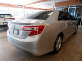 Used 2014 Toyota Camry SE image 4