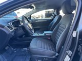 Used 2019 Ford Fusion SE image 2