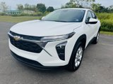 Used 2025 Chevrolet Trax LS w/ LS Convenience Package image 2