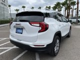 Used 2024 GMC Terrain SLT image 5
