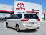 Used 2017 Toyota Sienna L image 4
