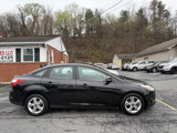 Used 2013 Ford Focus SE w/ Cargo Management Pkg image 4