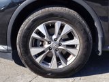 Used 2017 Nissan Murano S image 5