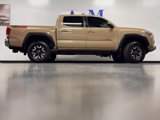 Used 2016 Toyota Tacoma TRD Off-Road w/ Towing Package image 3