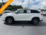 Used 2019 Toyota Highlander XLE image 2