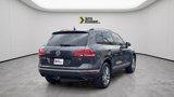 Used 2016 Volkswagen Touareg TDI image 5