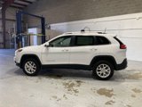 Used 2018 Jeep Cherokee Latitude Plus w/ Comfort/Convenience Group image 4