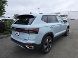 New 2025 Volkswagen Taos SE image 4