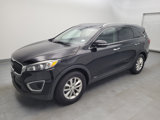 Used 2017 Kia Sorento LX w/ LX Convenience Package image 2