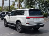 Used 2024 Lexus GX 550 image 3