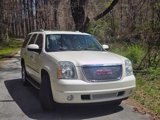 Used 2011 GMC Yukon Denali image 2