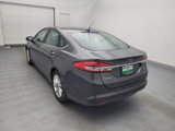 Used 2017 Ford Fusion SE image 5