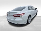 Used 2020 Toyota Camry XLE image 3