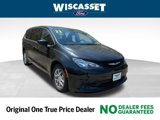 Used 2023 Chrysler Voyager LX image 1