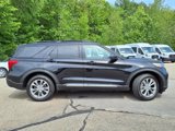 Used 2021 Ford Explorer XLT w/ Equipment Group 202A image 3