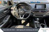 Used 2024 Nissan Altima 2.5 SV image 5