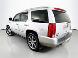 Used 2011 Cadillac Escalade Premium image 5