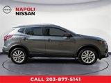 Certified 2022 Nissan Rogue Sport SV image 2