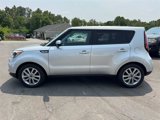 Used 2019 Kia Soul + image 3