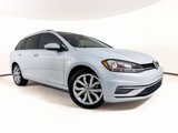 Used 2018 Volkswagen Golf SEL image 2