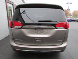 Used 2017 Chrysler Pacifica Limited w/ Tire & Wheel Group image 3