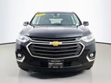 Used 2021 Chevrolet Traverse LT image 2