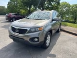 Used 2013 Kia Sorento LX w/ Convenience Pkg image 3