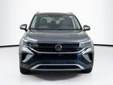 Used 2022 Volkswagen Taos SE image 2