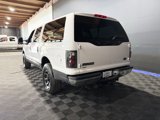 Used 2005 Ford Excursion XLT image 3