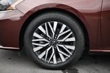 Used 2024 Nissan Altima 2.5 SV image 5