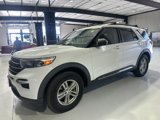 Used 2020 Ford Explorer XLT image 2