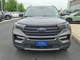 Certified 2022 Ford Explorer XLT w/ Equipment Group 202A image 3