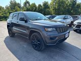 Used 2018 Jeep Grand Cherokee Altitude image 2