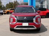 Used 2024 Mitsubishi Outlander SE image 2