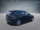 Used 2022 Jeep Grand Cherokee Limited w/ Luxury Tech Group II image 4