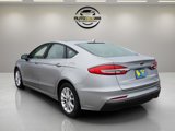 Used 2020 Ford Fusion SE image 5