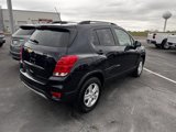 Used 2022 Chevrolet Trax LT w/ Premium Seat Package image 2