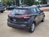Used 2022 Nissan Kicks S image 3