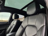 Certified 2018 Porsche Macan image 5