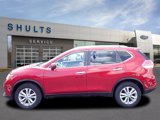 Used 2015 Nissan Rogue SV image 2
