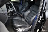 Certified 2025 Porsche Macan image 5